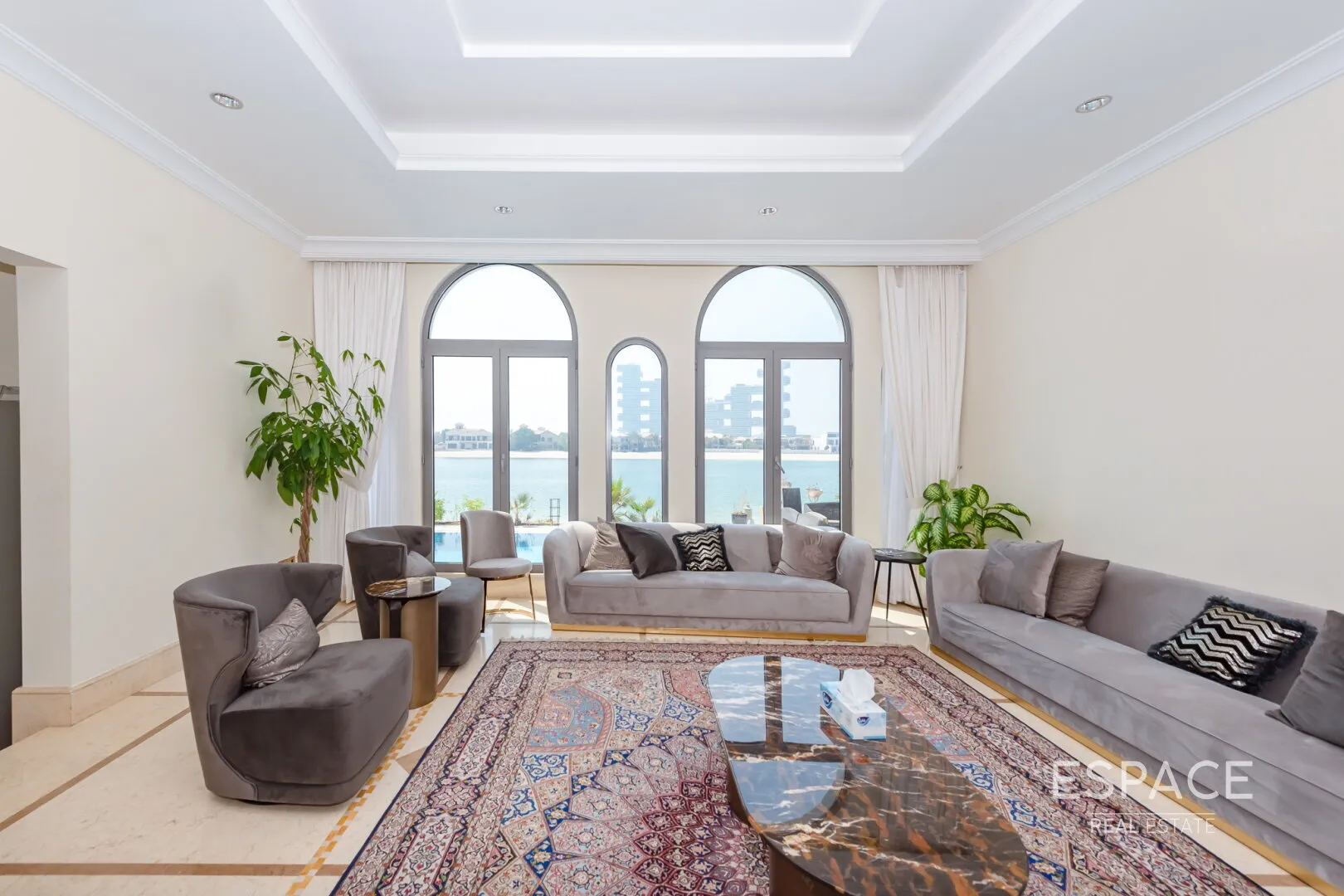 single static gallery