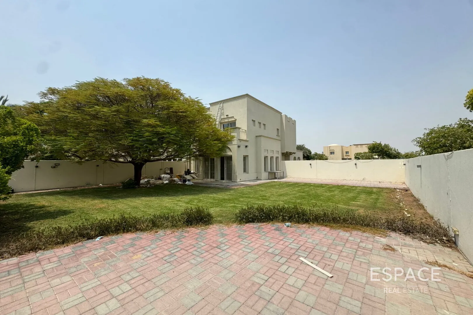 PropertiesGalleryCamera