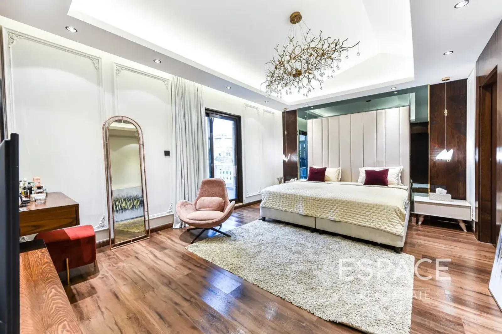 PropertiesGalleryCamera