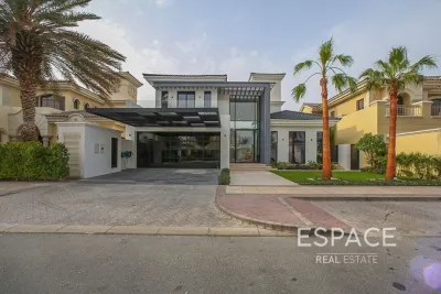 Frond L, Palm Jumeirah, Dubai - Espace