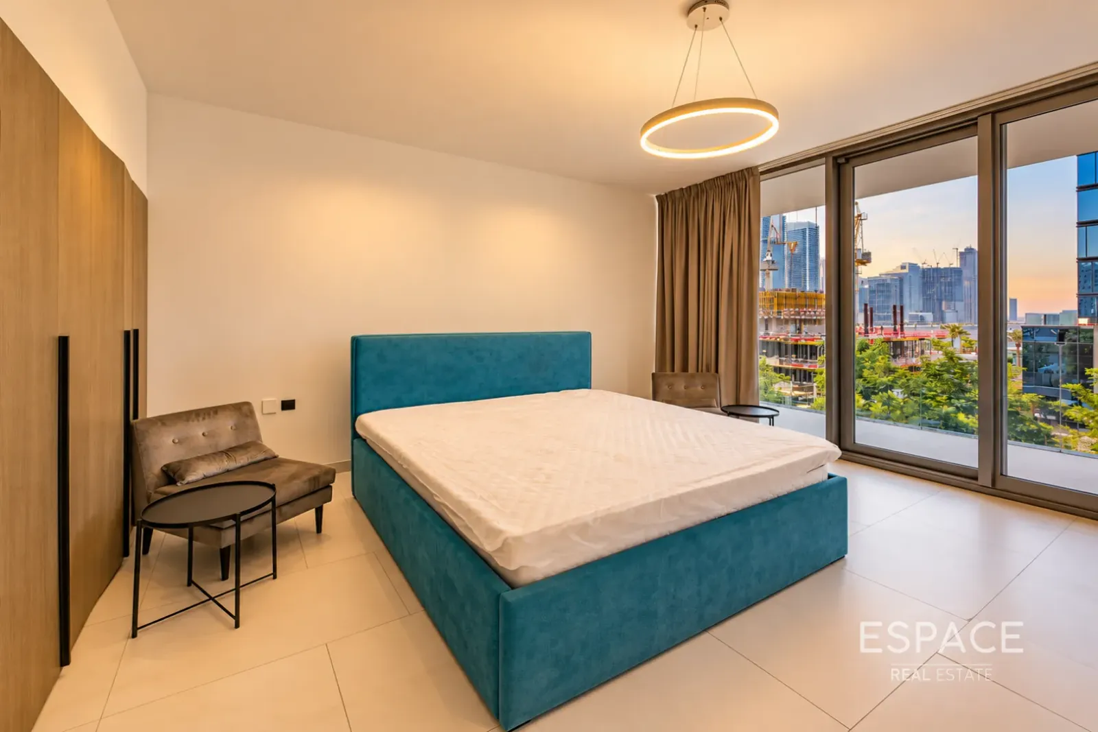 PropertiesGalleryCamera