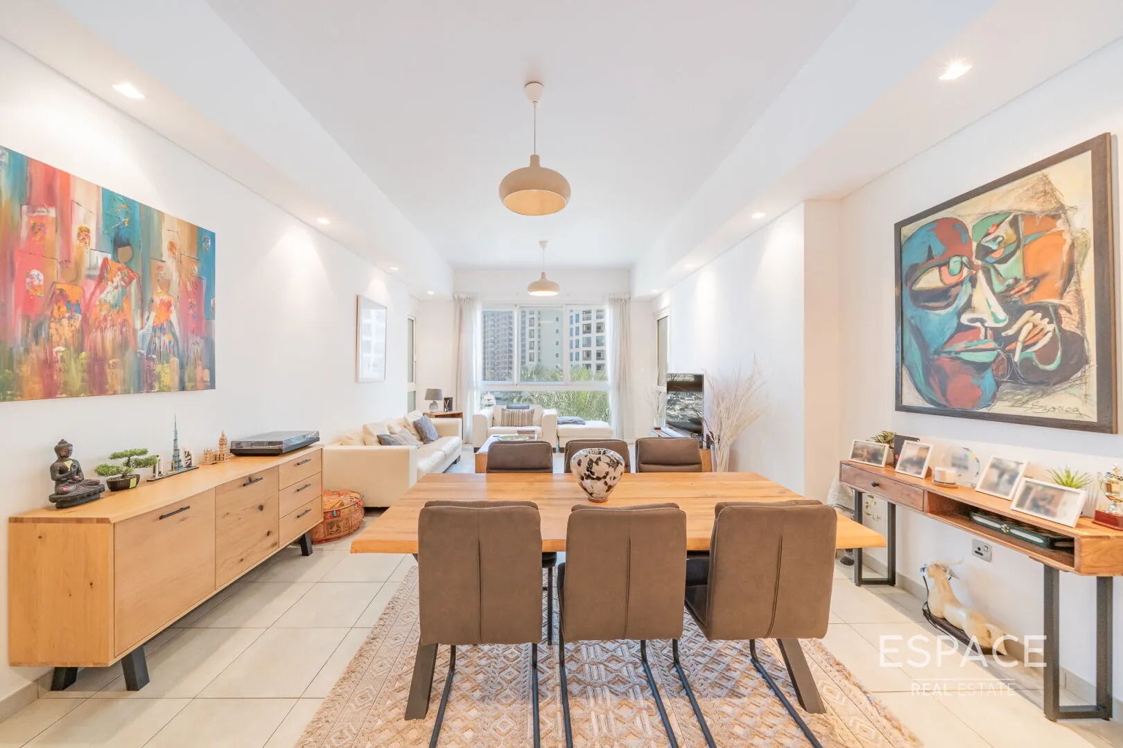 single static gallery