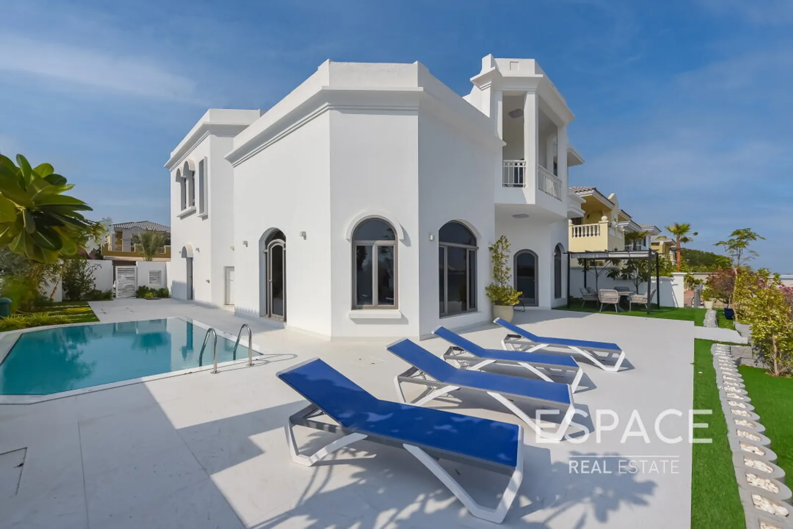 PropertiesGalleryCamera
