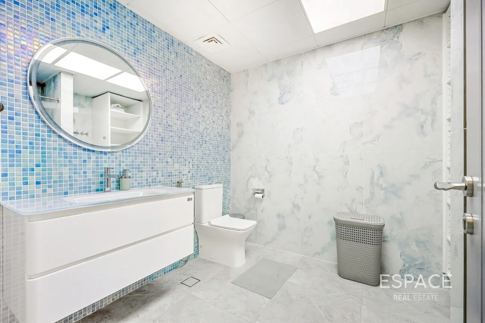 PropertiesGalleryCamera