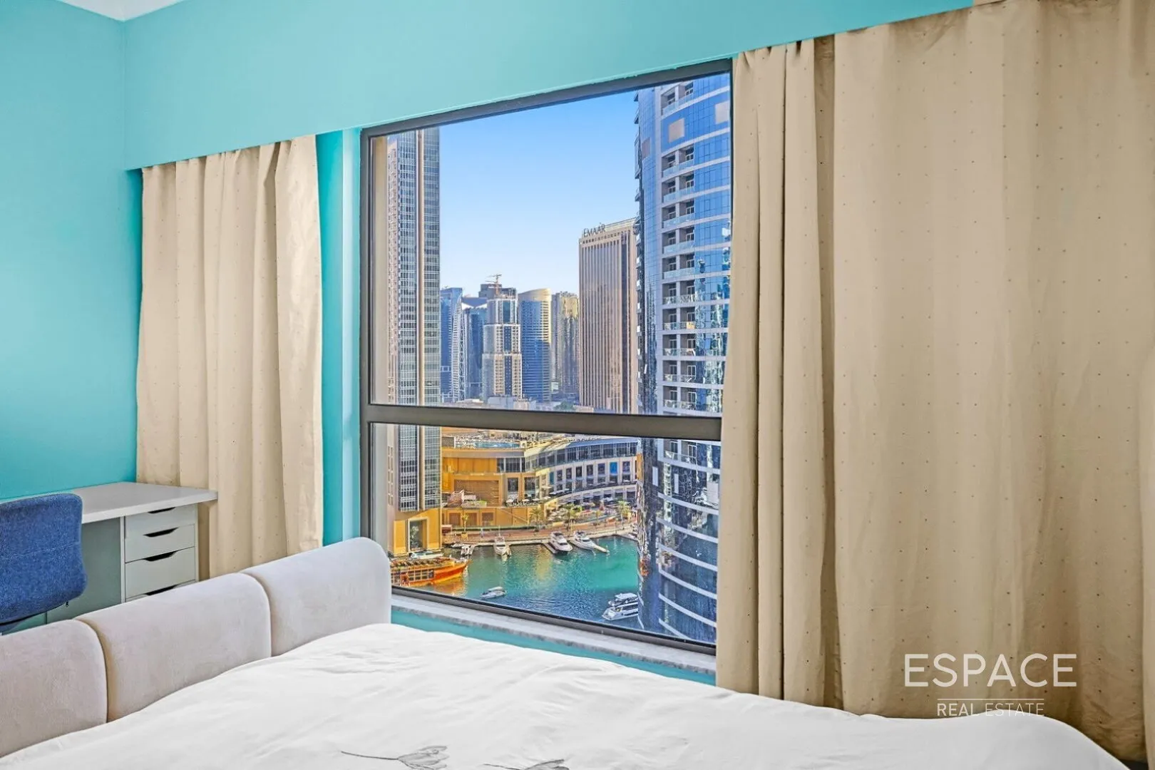 single static gallery