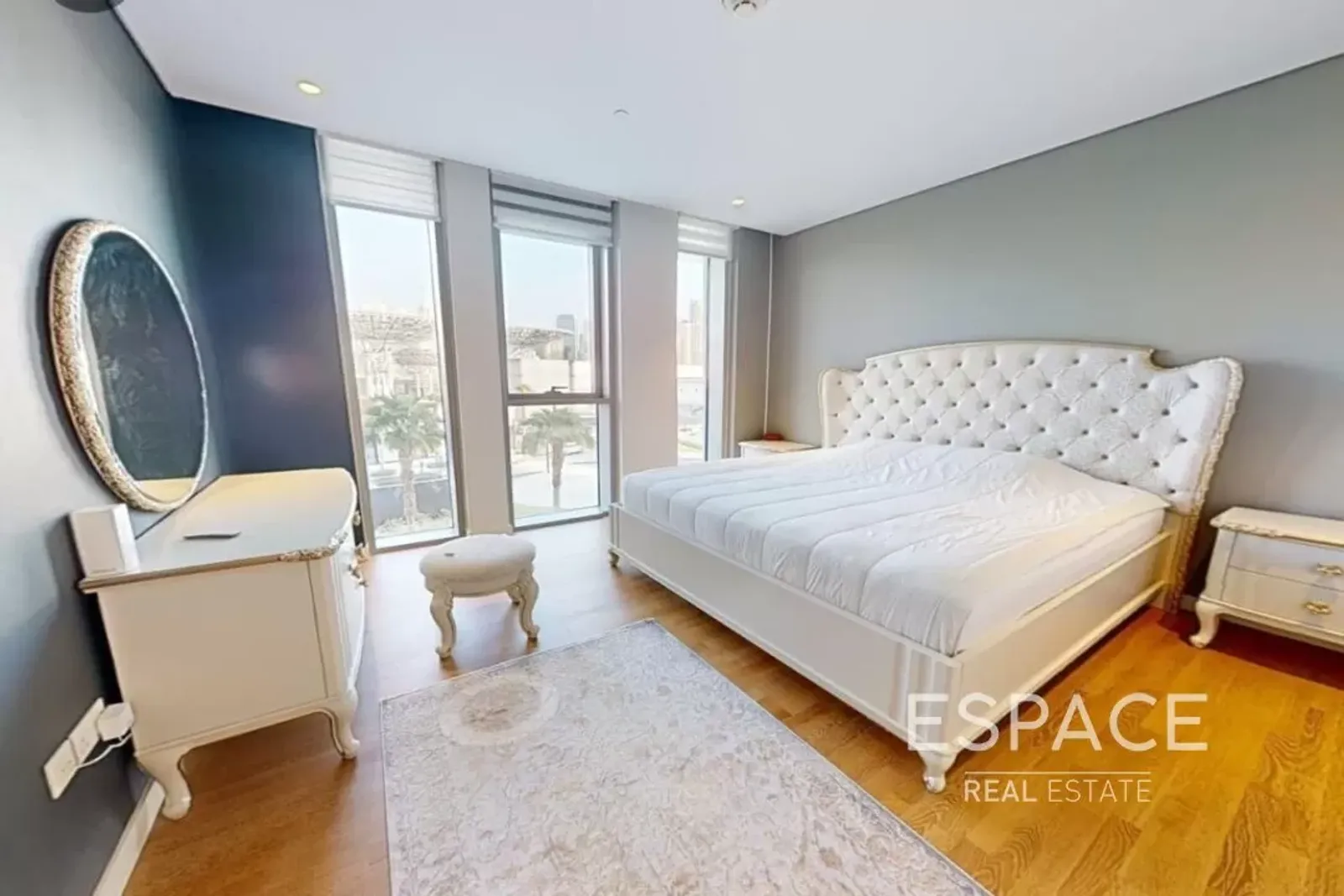 PropertiesGalleryCamera