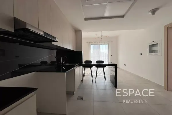 Binghatti Rose, Jumeirah Village Circle, Dubai - Espace
