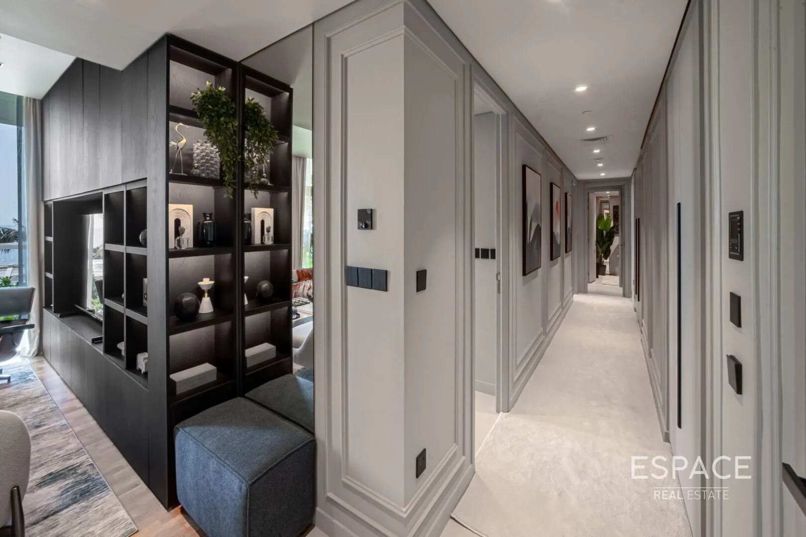 single static gallery