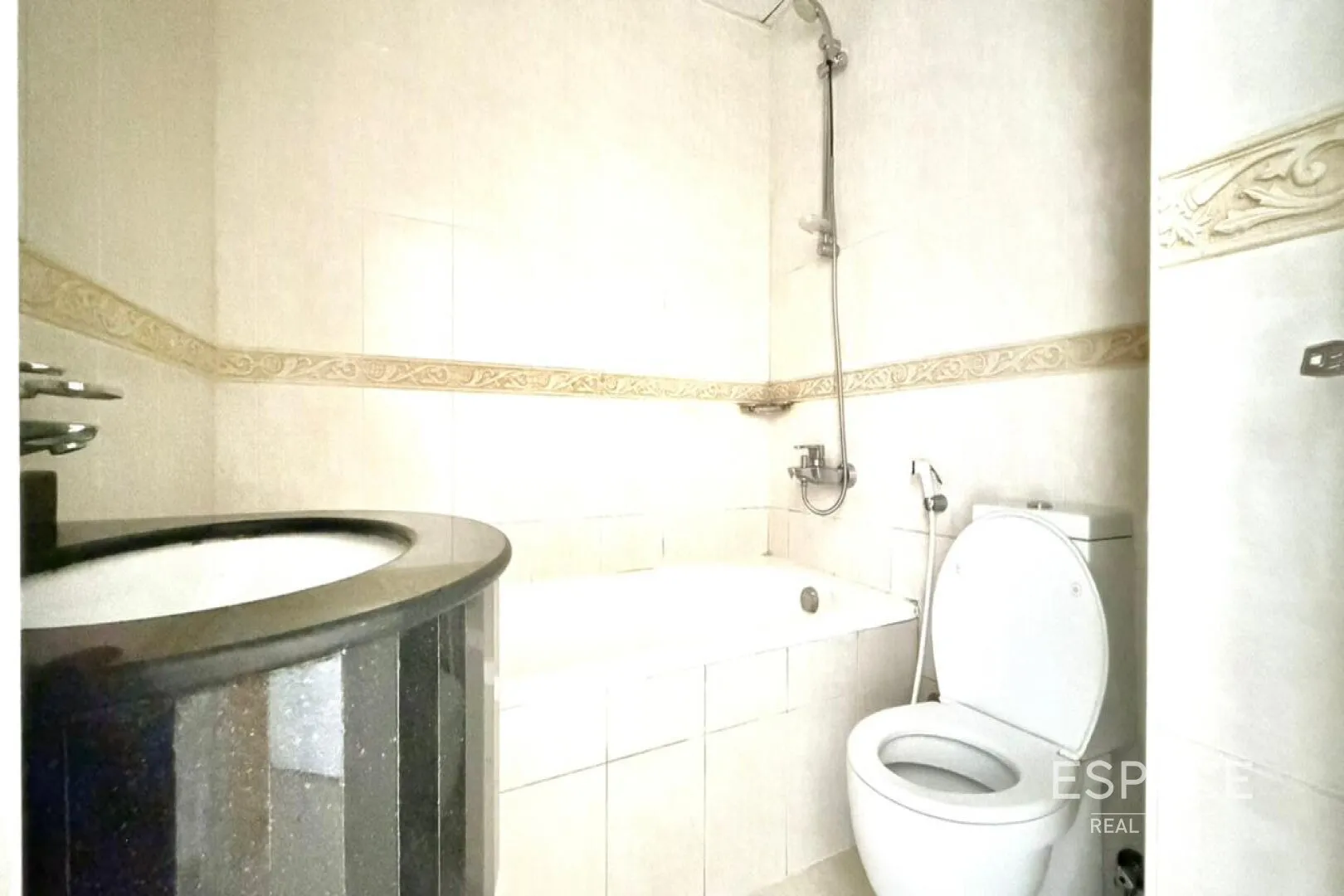 PropertiesGalleryCamera