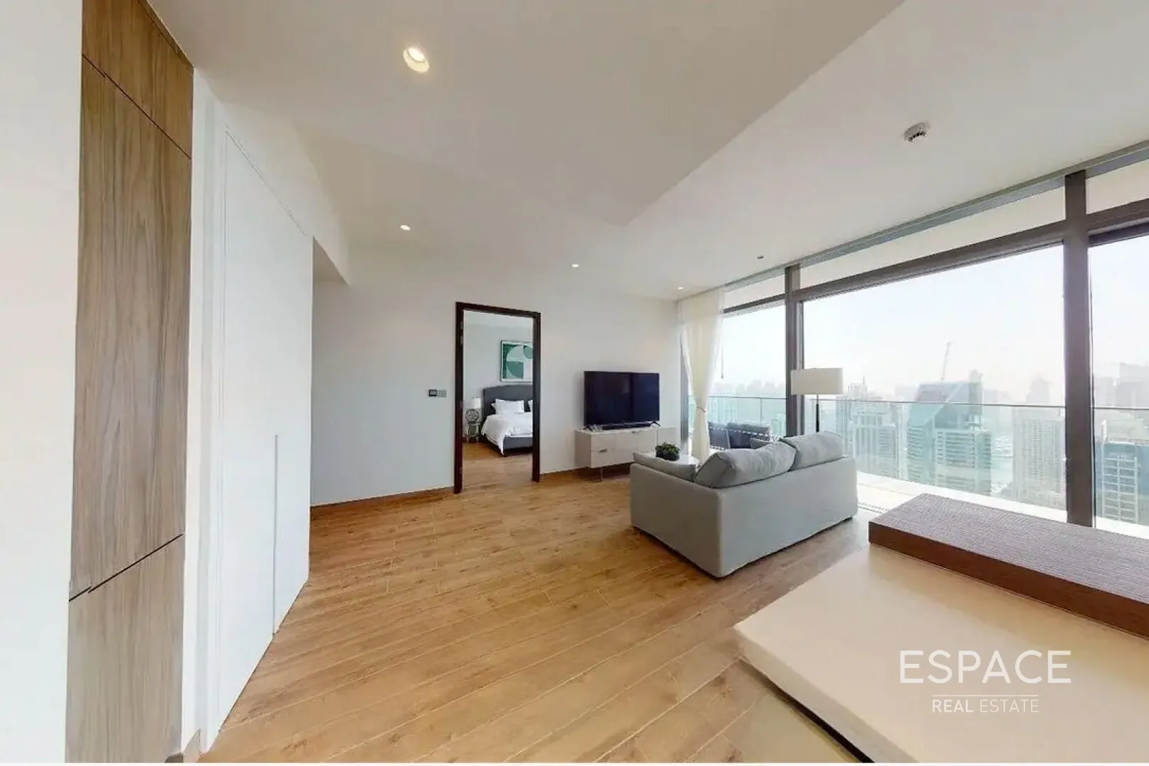 single static gallery