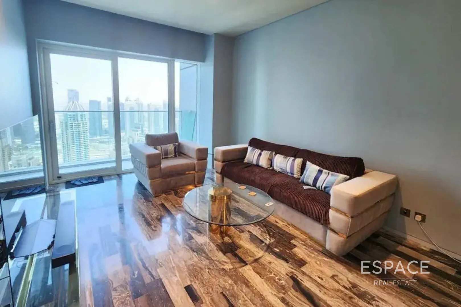 single static gallery