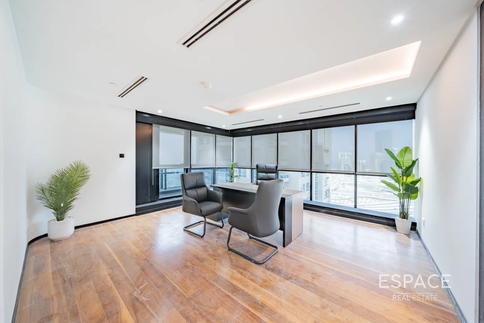 PropertiesGalleryCamera