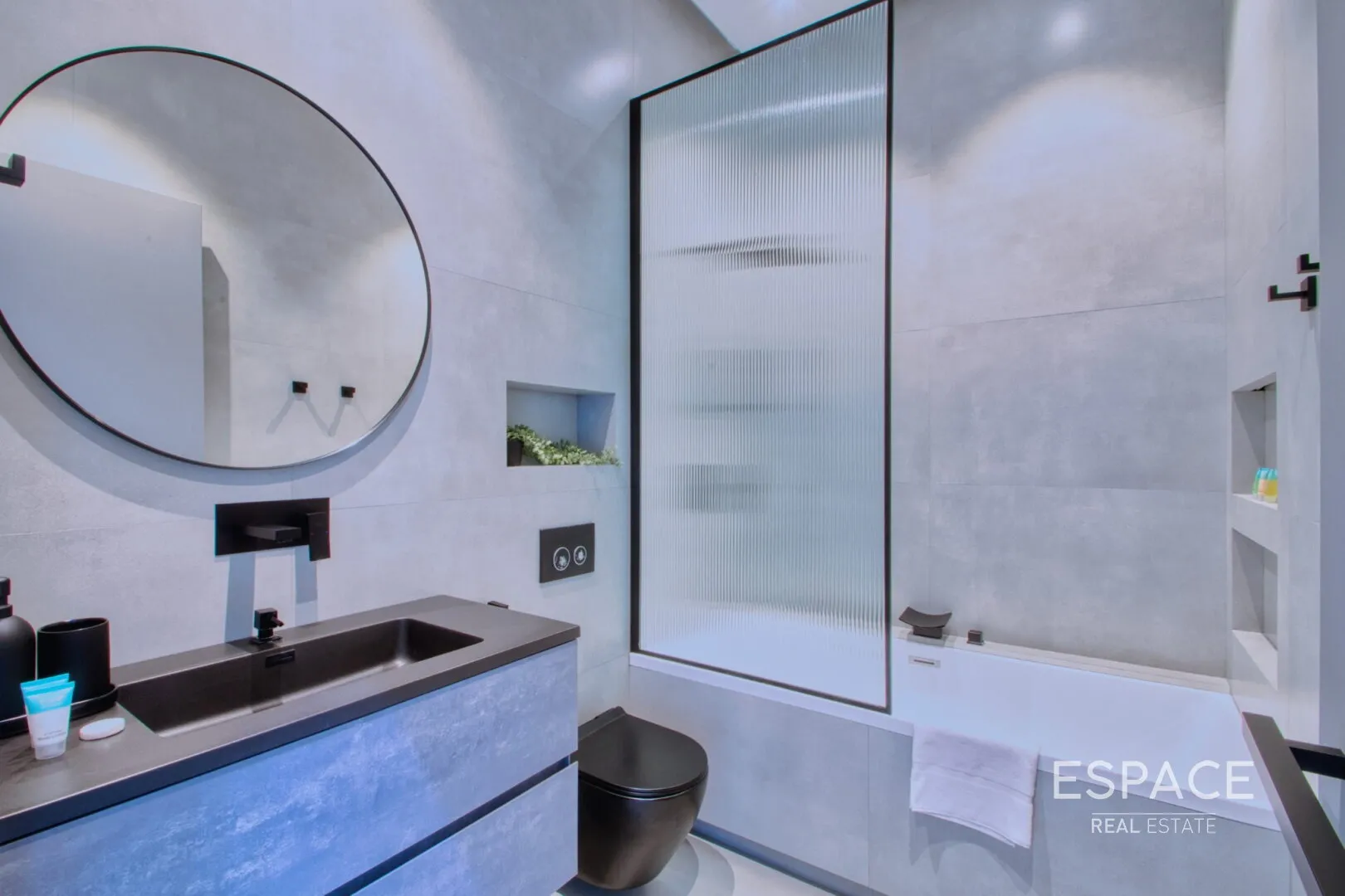PropertiesGalleryCamera