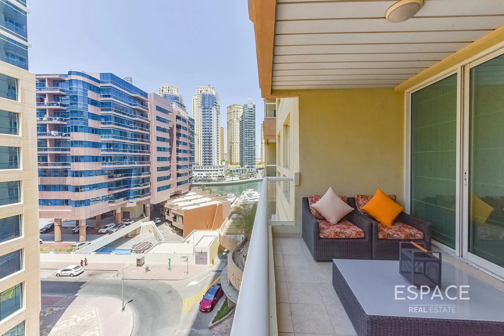 PropertiesGalleryCamera