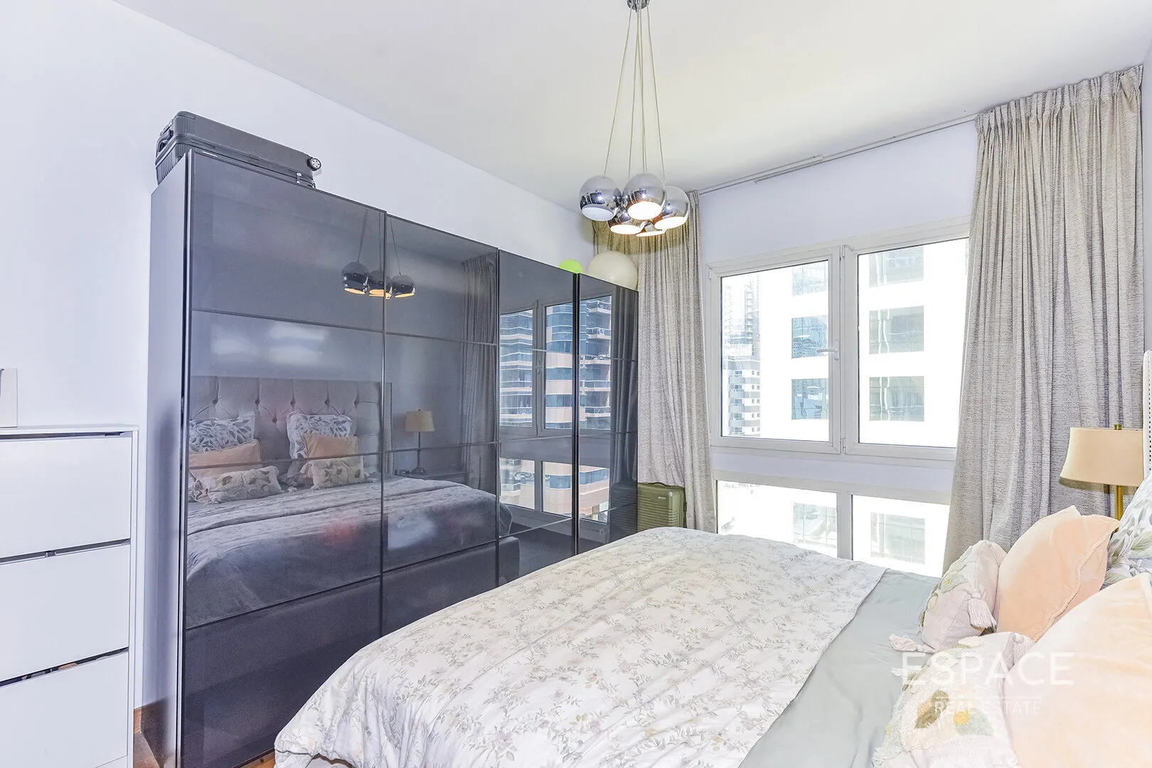 PropertiesGalleryCamera