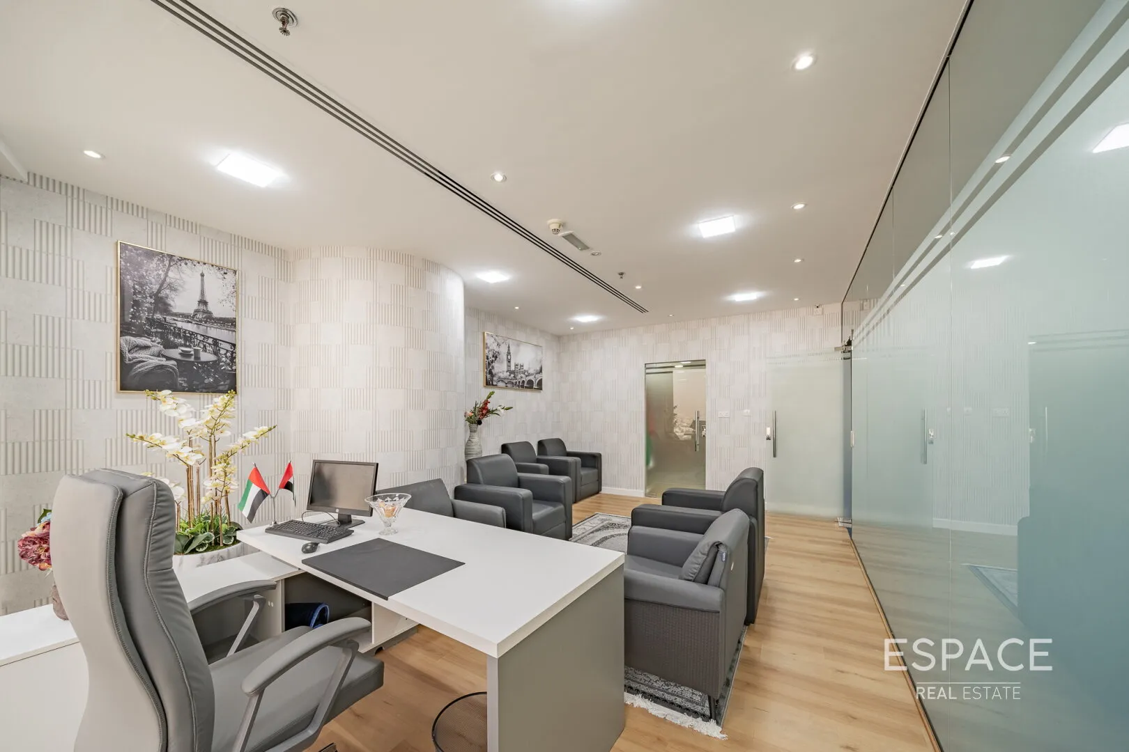 PropertiesGalleryCamera