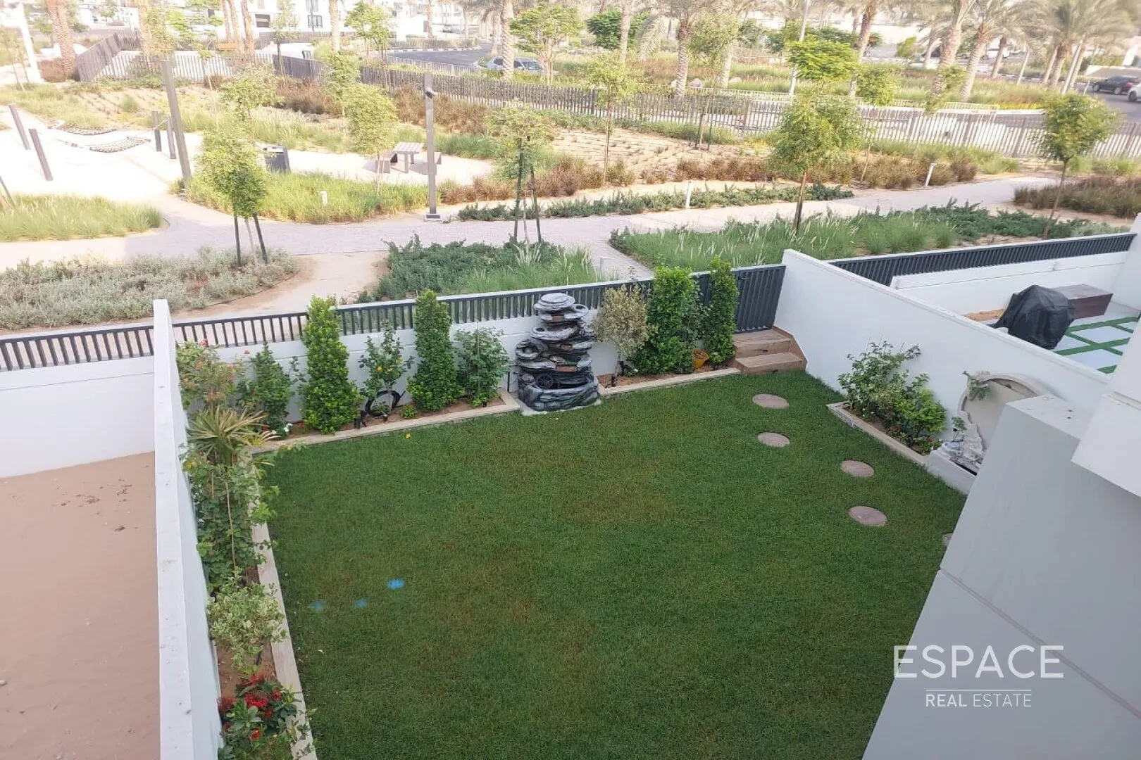 PropertiesGalleryCamera