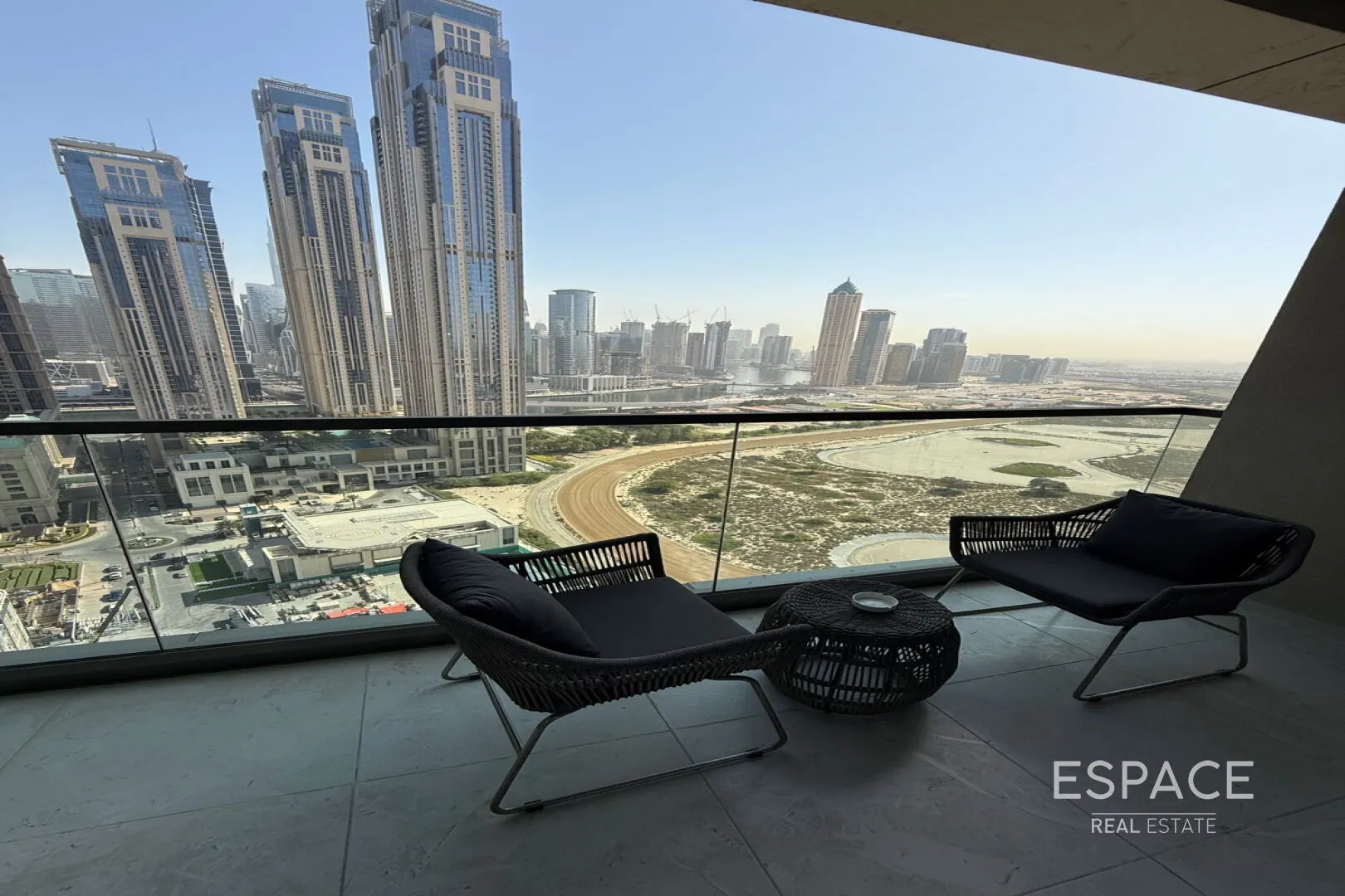 PropertiesGalleryCamera