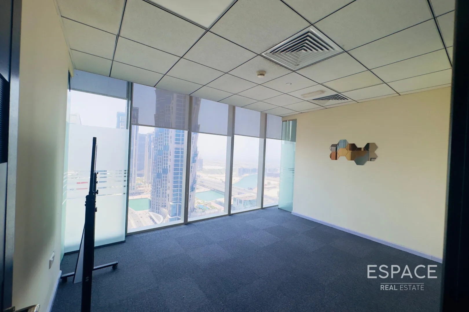 PropertiesGalleryCamera