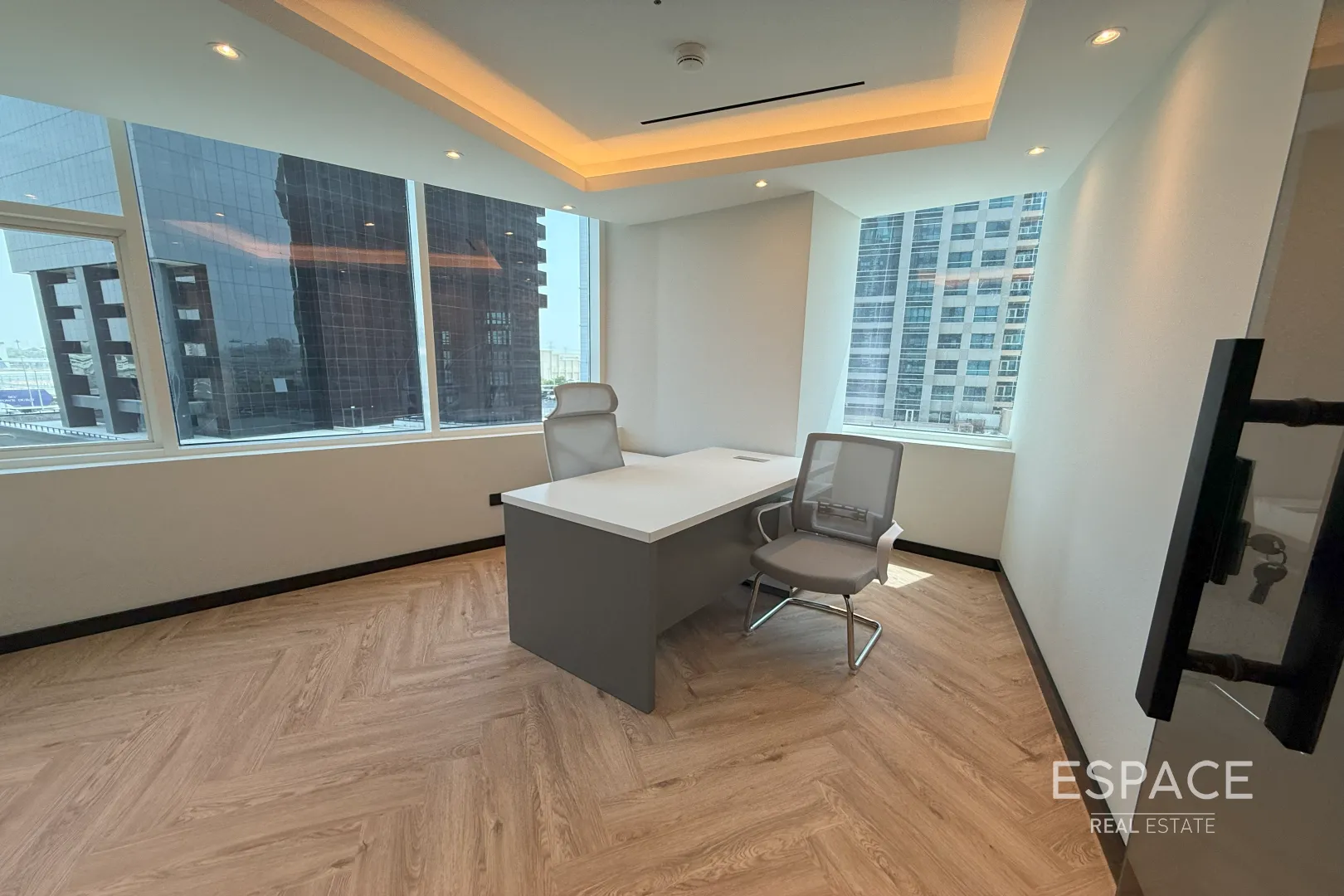 PropertiesGalleryCamera