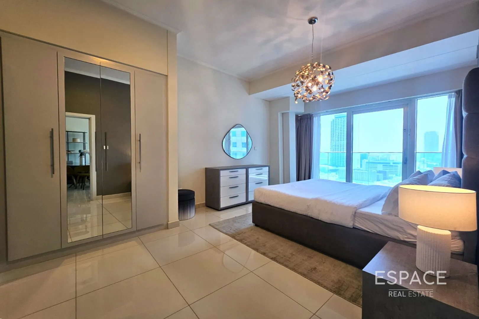 PropertiesGalleryCamera