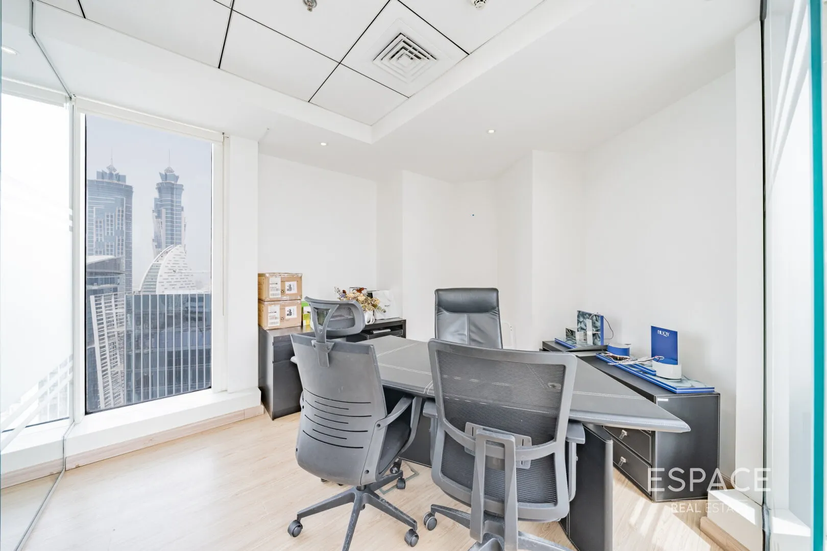 PropertiesGalleryCamera