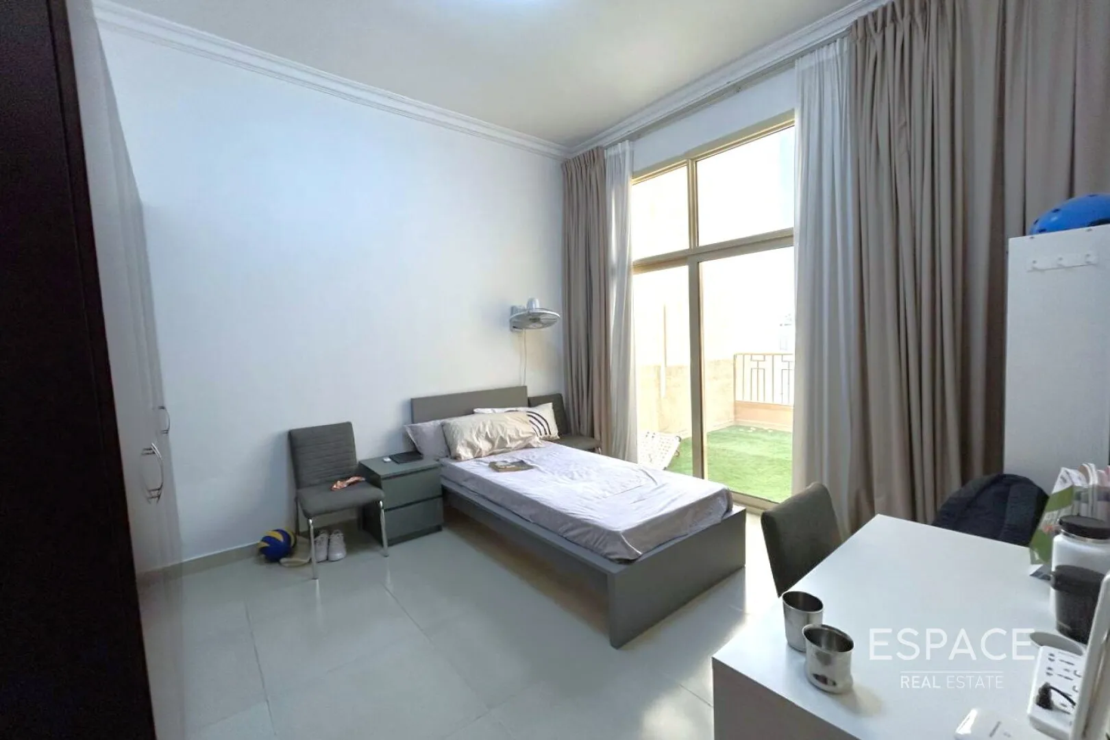 PropertiesGalleryCamera