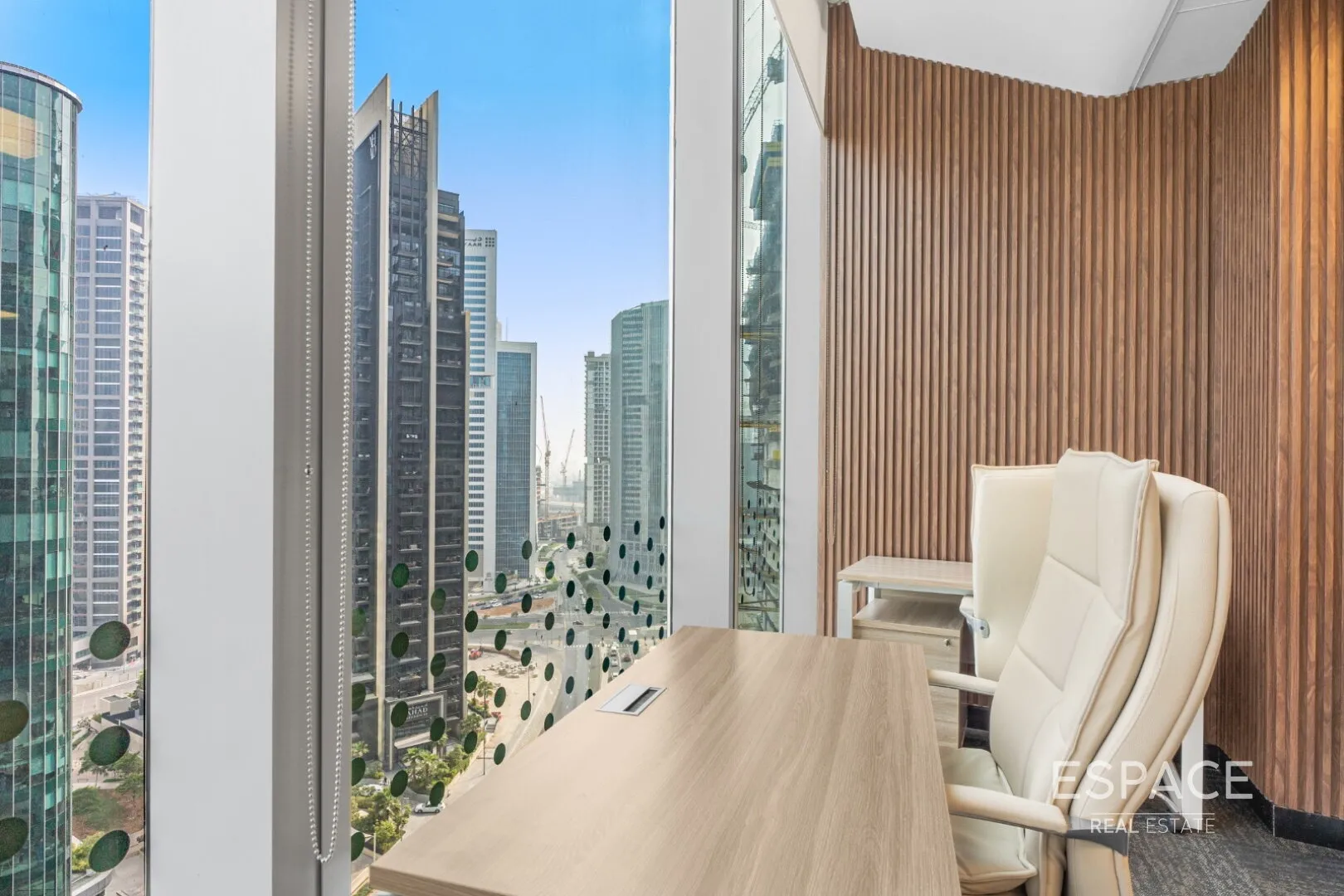 PropertiesGalleryCamera
