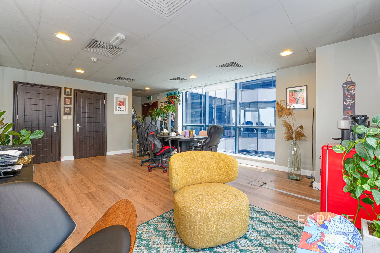 single static gallery