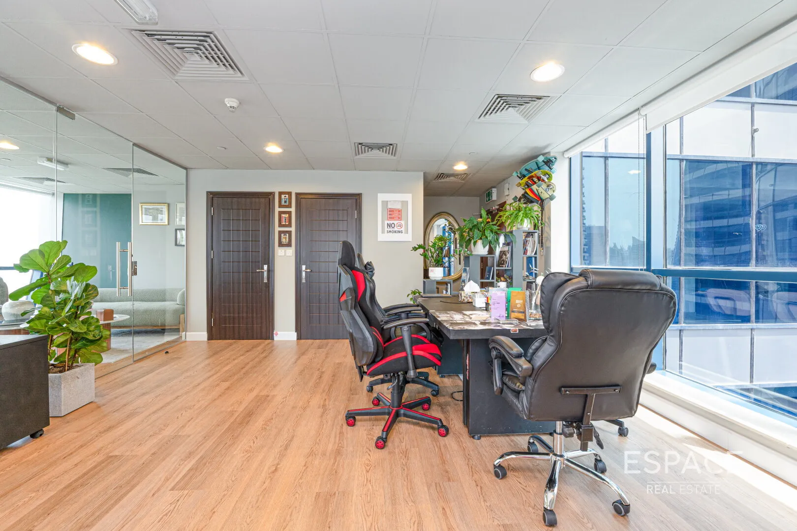 single static gallery