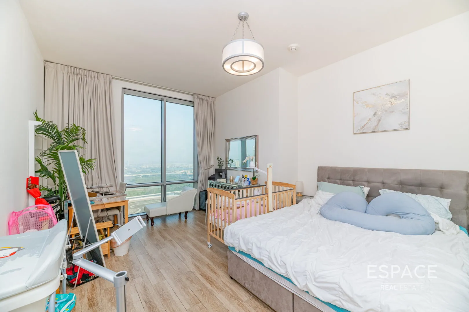 PropertiesGalleryCamera