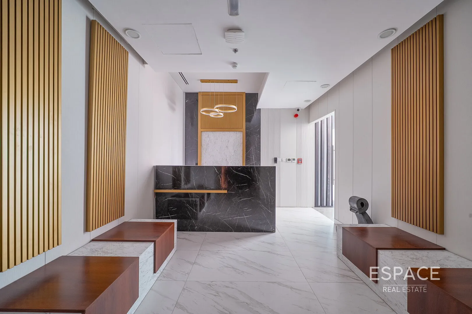 single static gallery