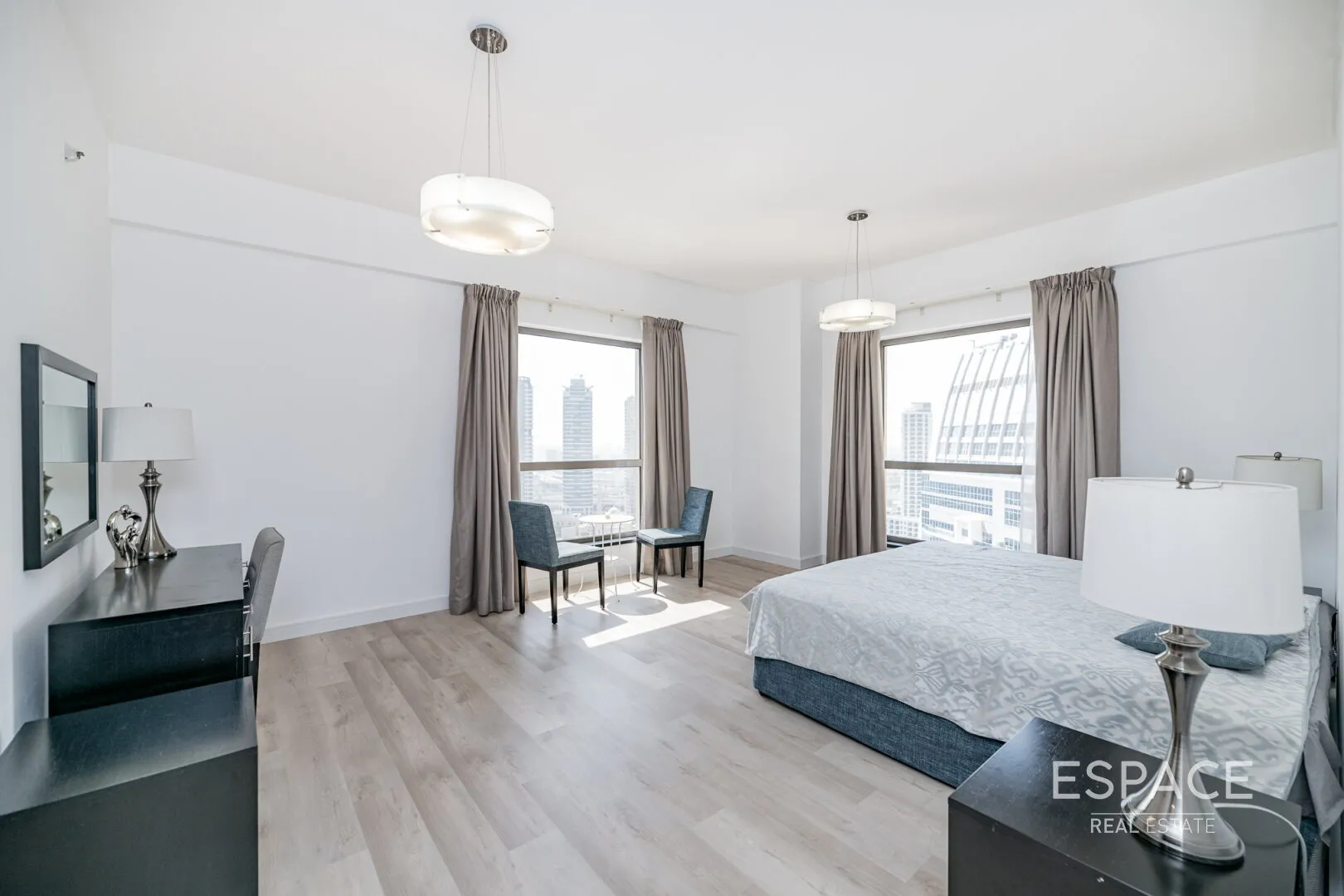 PropertiesGalleryCamera