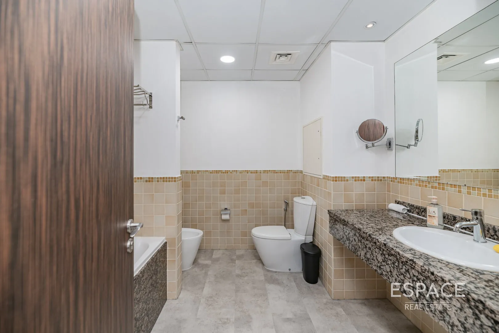 PropertiesGalleryCamera
