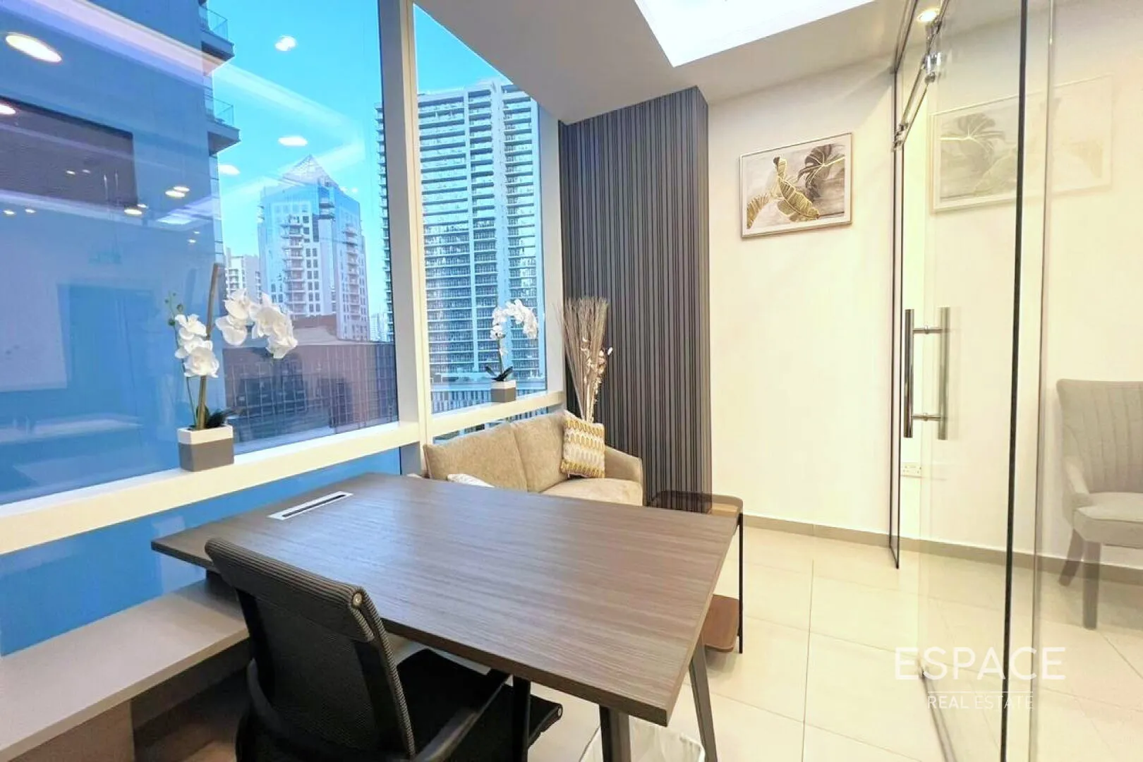 PropertiesGalleryCamera