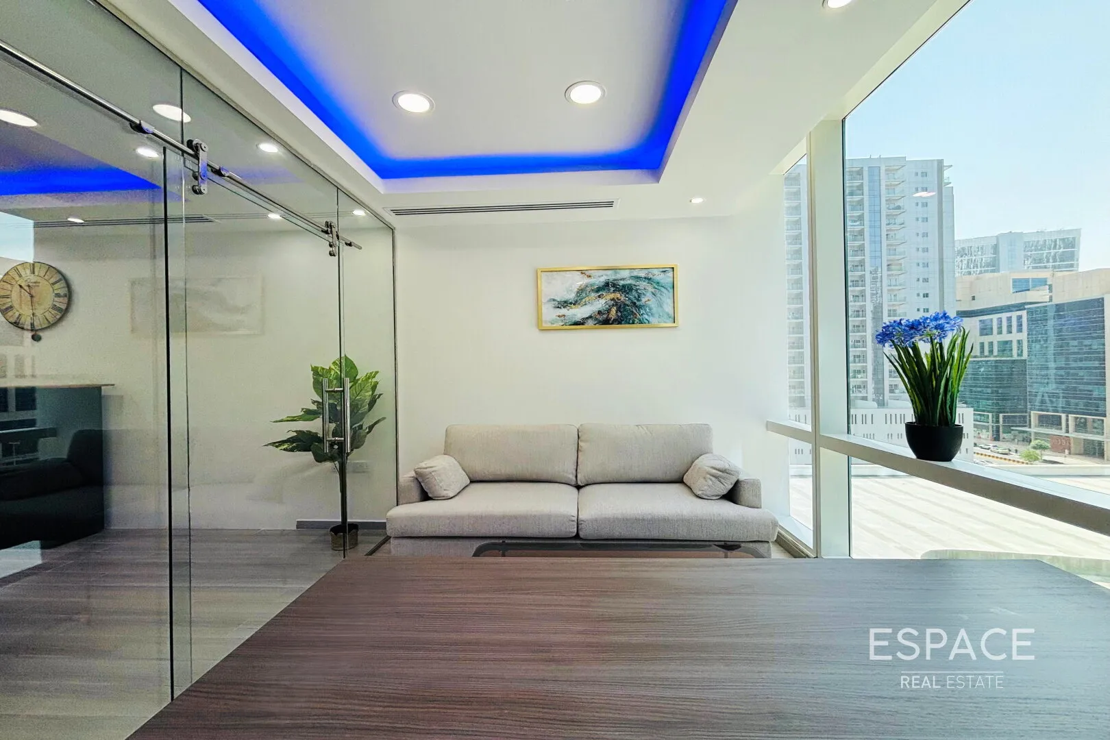 PropertiesGalleryCamera