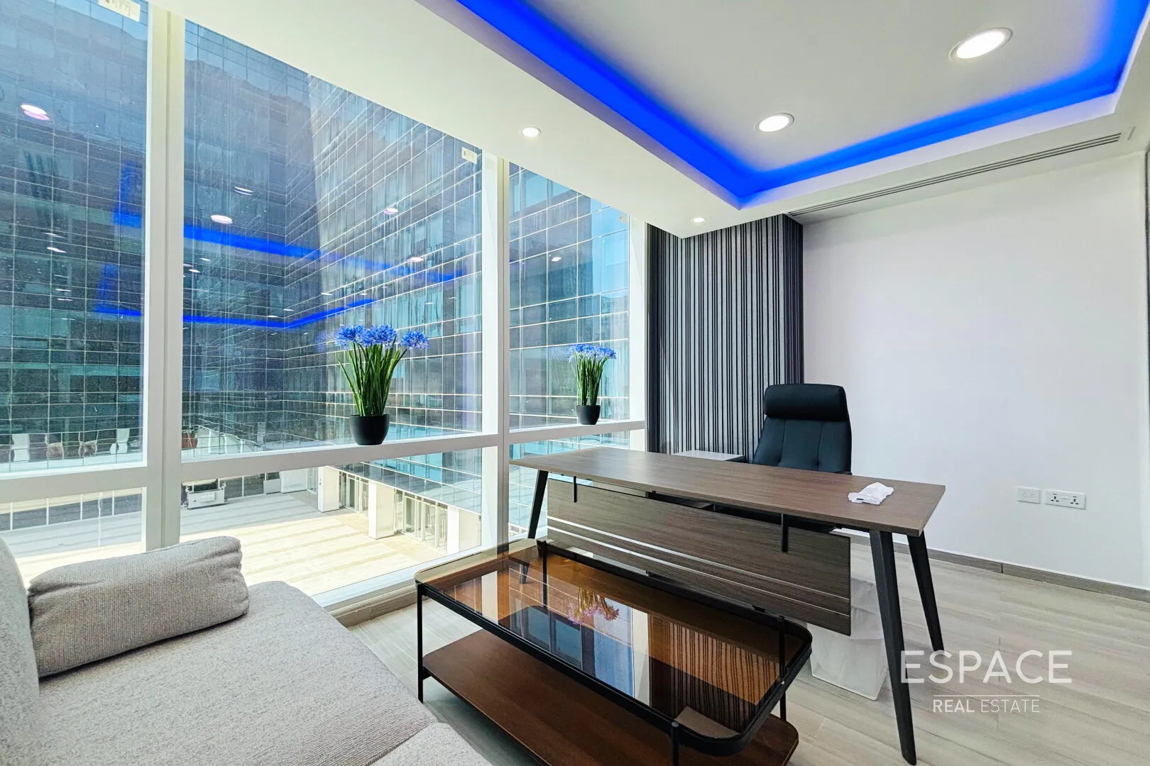 PropertiesGalleryCamera