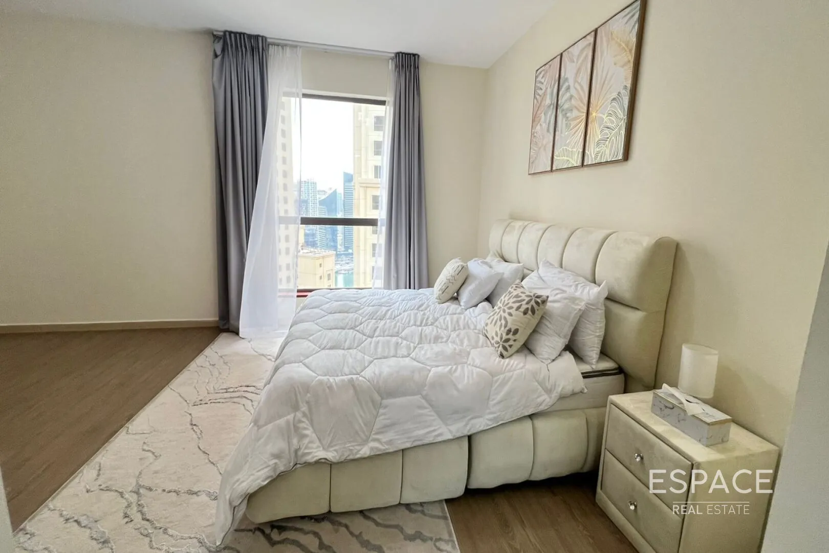 PropertiesGalleryCamera