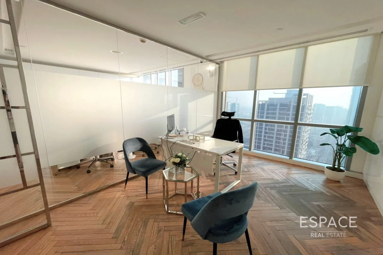 PropertiesGalleryCamera
