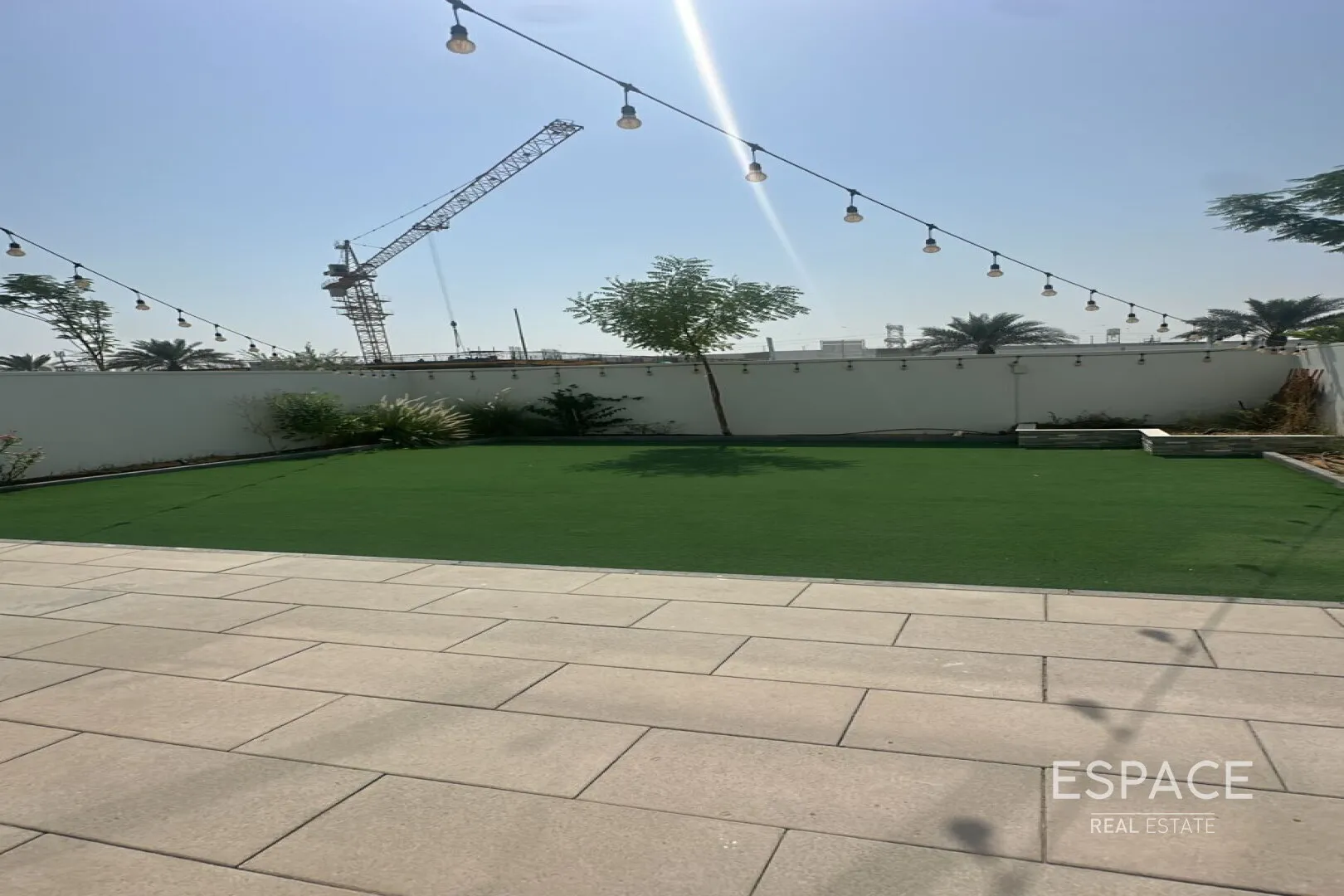 single static gallery