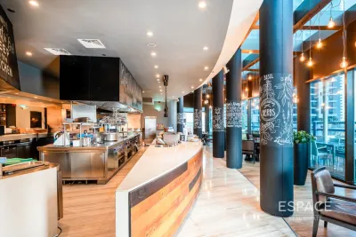 Marriott Harbour Hotel and Suites, Dubai Marina, Dubai - Espace