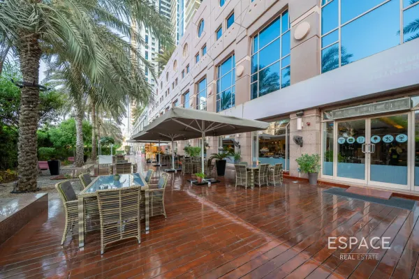 Marriott Harbour Hotel and Suites, Dubai Marina, Dubai - Espace