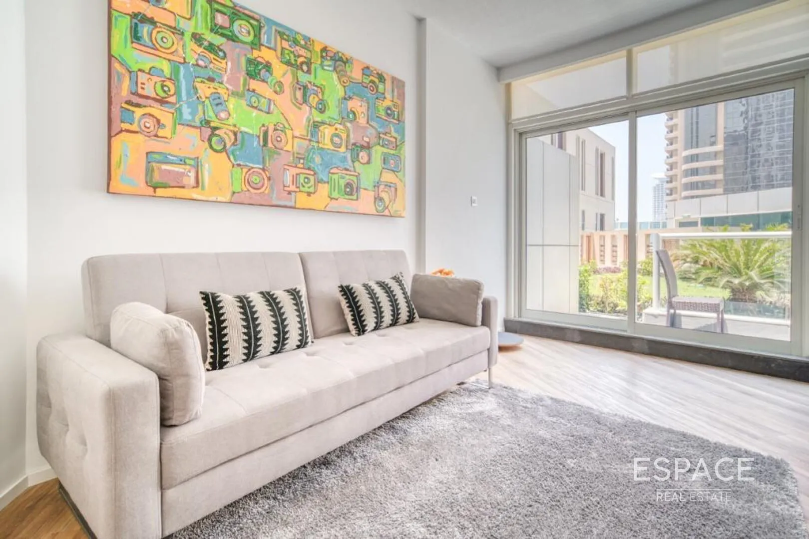 PropertiesGalleryCamera