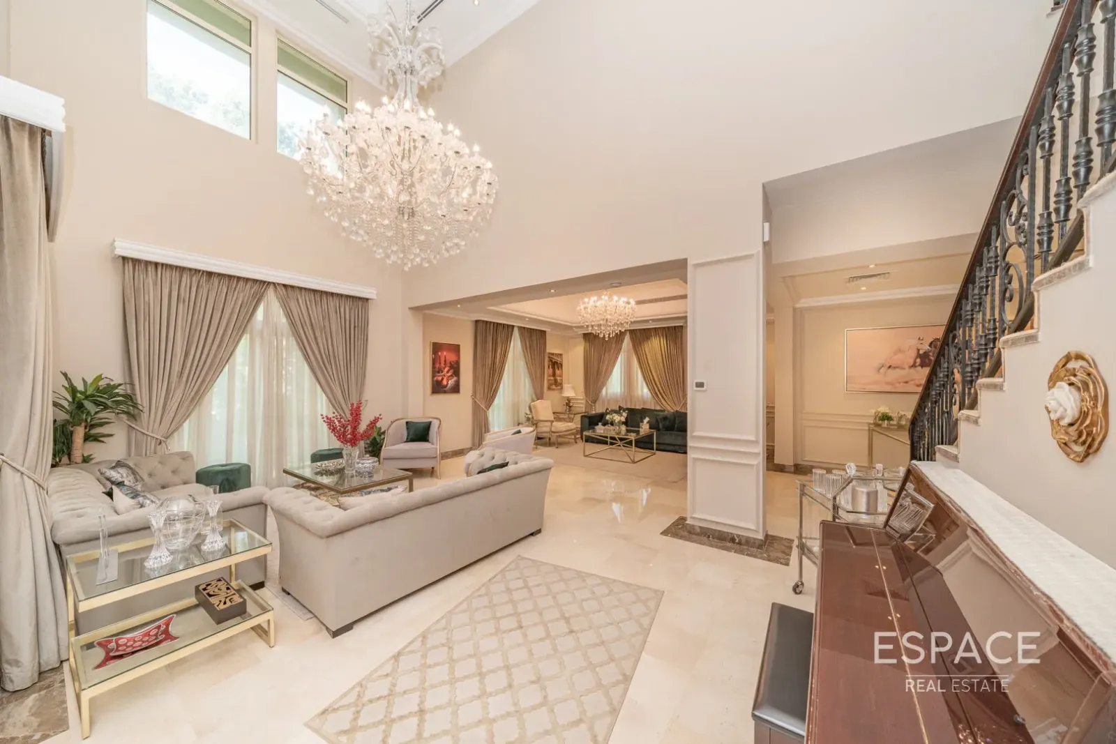 PropertiesGalleryCamera