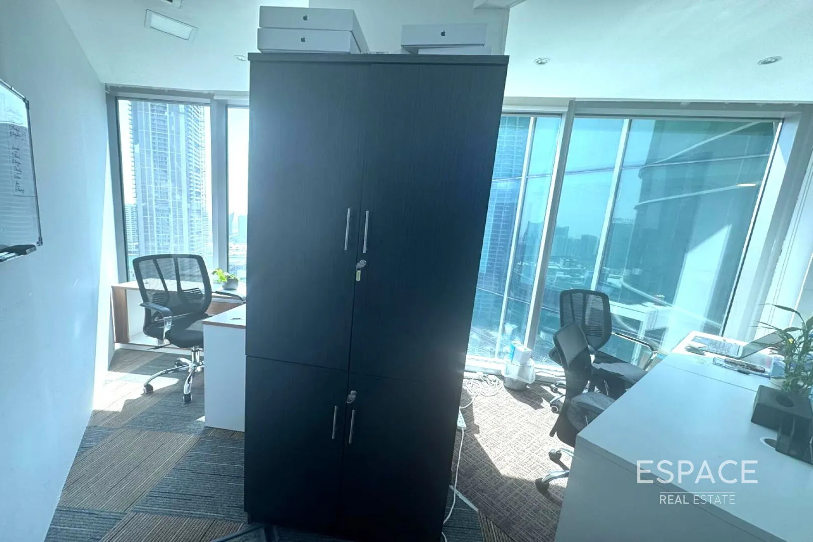 single static gallery