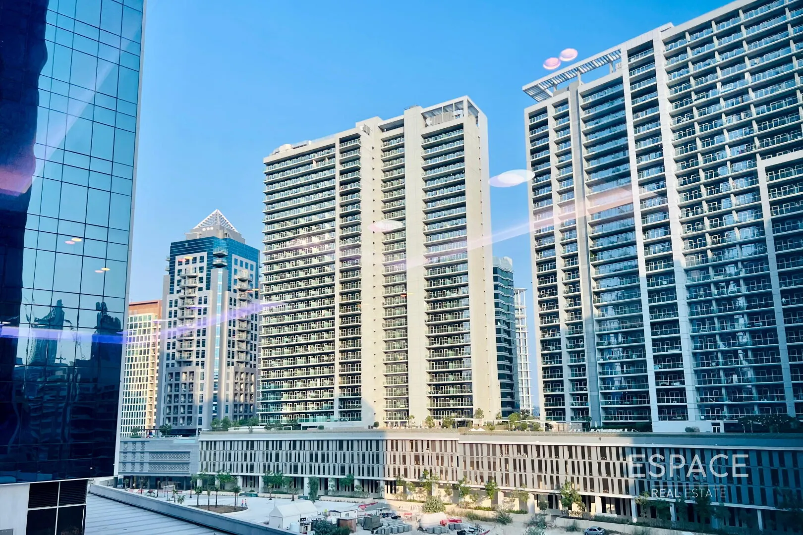 single static gallery