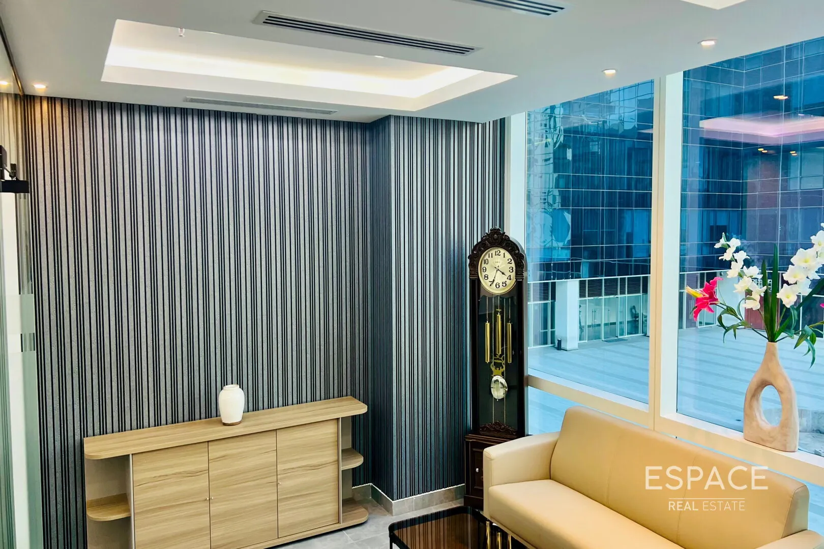 PropertiesGalleryCamera