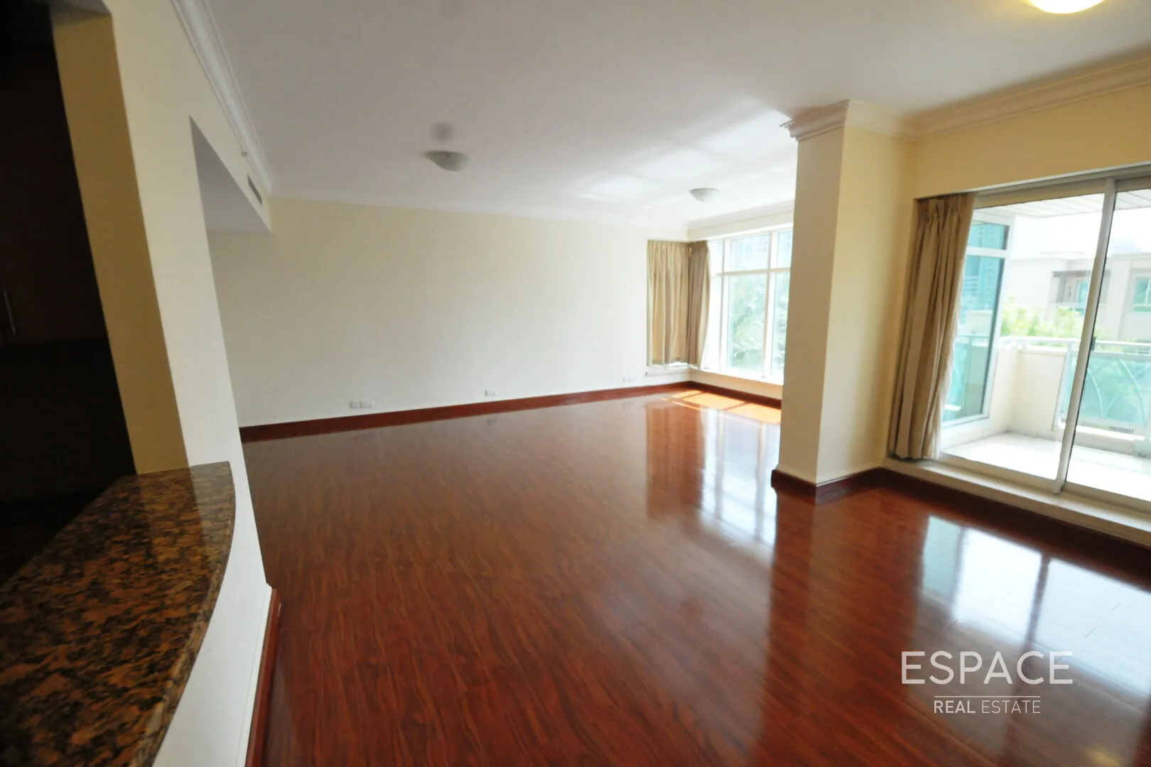 single static gallery