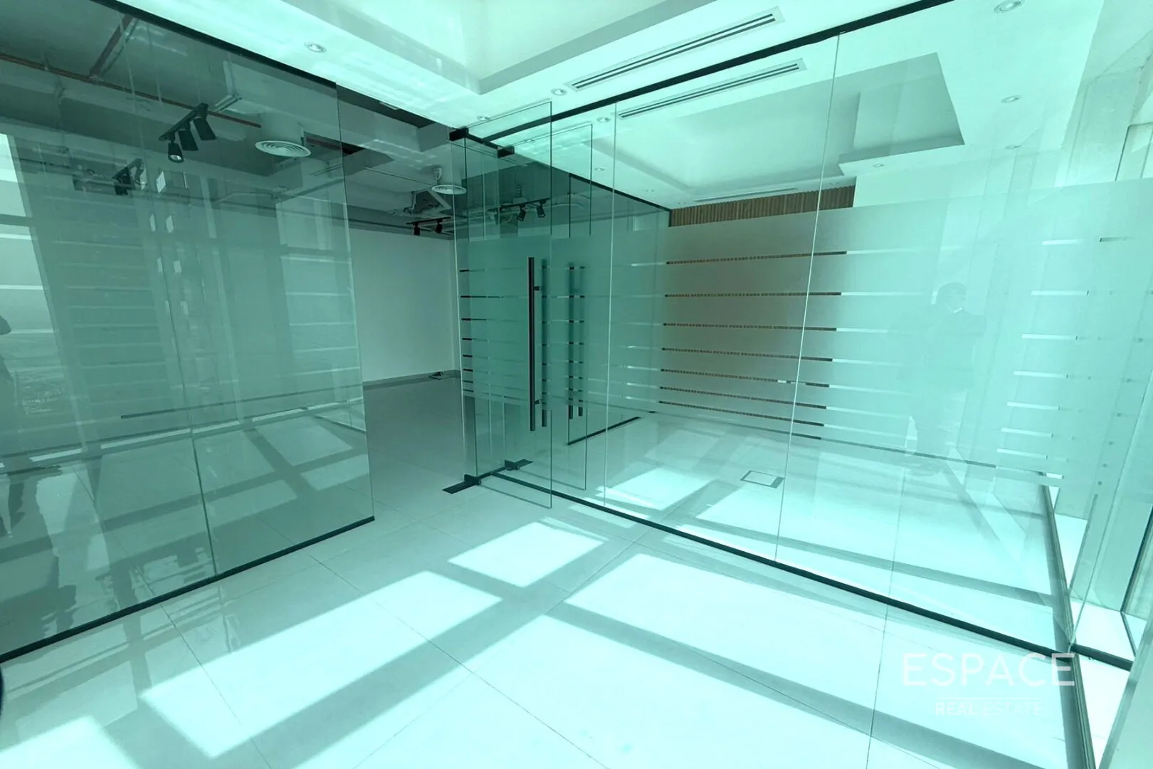 single static gallery