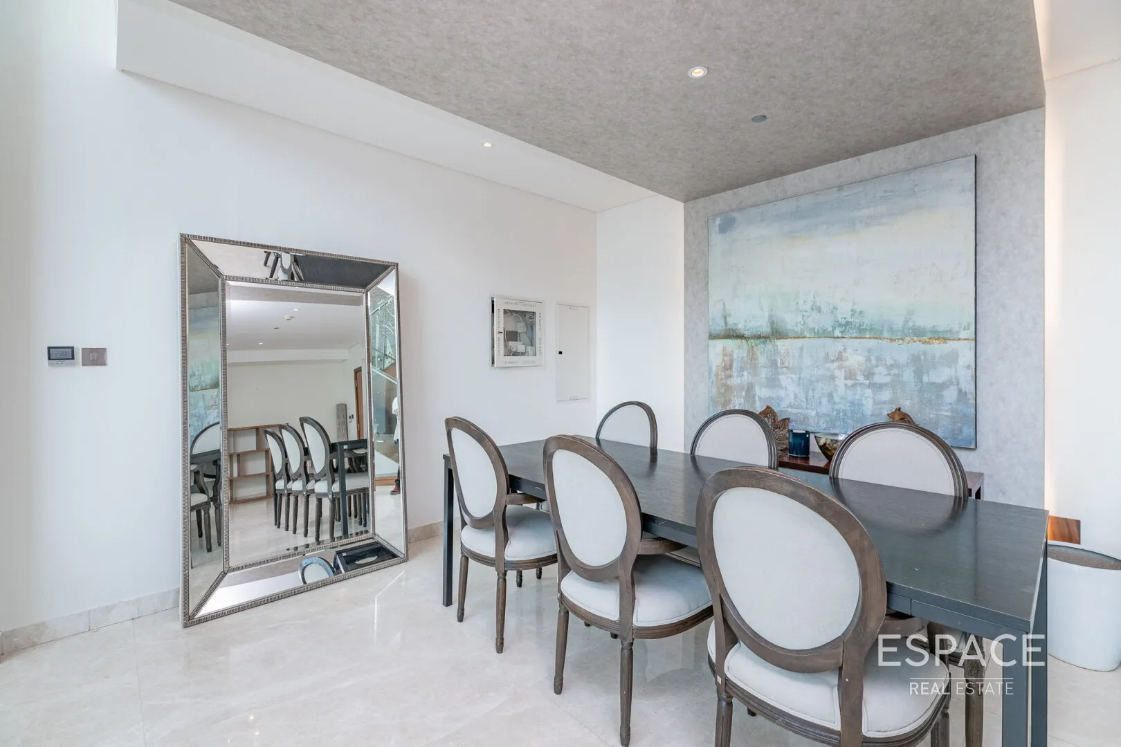 single static gallery